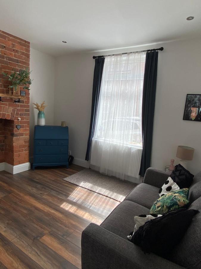 Luxury Spacious Renovated Townhouse Grantham Eksteriør bilde
